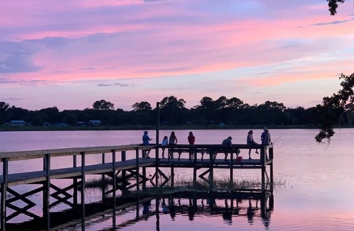 Salt Springs Cottage | Charming 2-bedroom cottage on a Lake Resort in Salt Springs