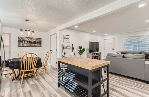 Wheat Ridge House | Charming 2-bedroom house with AC, WiFi in marvelous Wheat Ridge