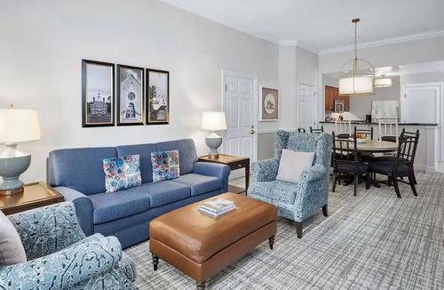 Berkeley Villa | Charming 2-bedroom villa with WiFi, AC in phenomenal Williamsburg