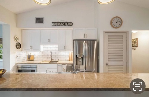 Wabasso Beach Villa | Charming 2-bedroom villa in pleasant Vero Beach with fitness room, AC