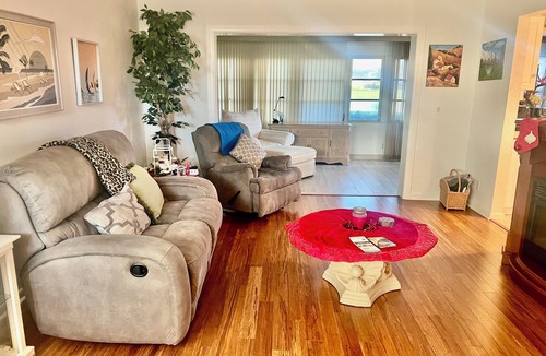 East Naples Villa | Charming 2 bedroom villa with Golf & Lake view in fabulous Naples to share place