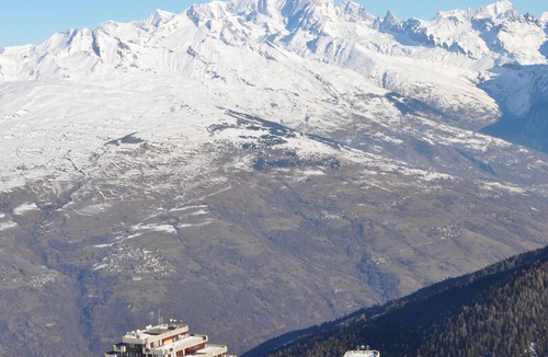Aime Apartment | Charming 2 room apartment - view of Mont-Blanc - at the foot of the slopes in Aime 2000