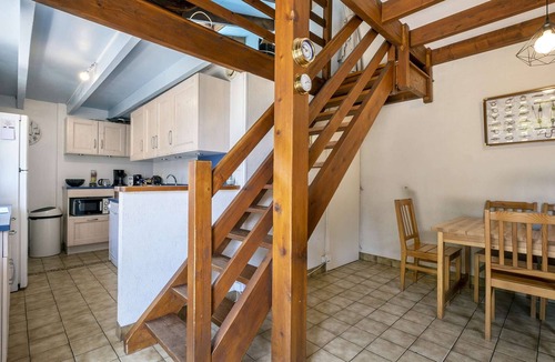 La Remigeasse House | Charming 2-Room House, Mezzanine, 6 Sleeps, Near Beach, WIFI