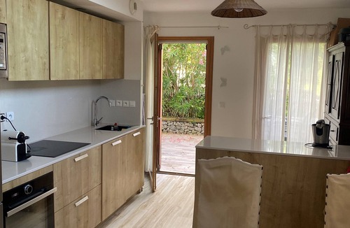 Saint-Jean-de-Luz House | Charming 2-storey semi-detached house with roof terrace and sea view