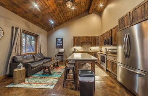 Coram Condo | Charming 2bd/1ba (K&Q) Glacier Escape 7 mi to GNP