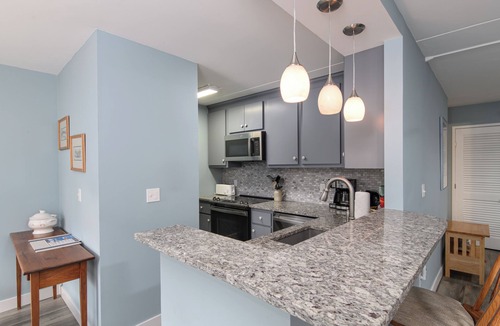 Warren Condo | Charming 2BR/2BA Bridge-Level Condo at The Bridges Resort