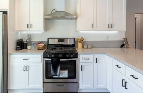 Park Mesa Heights House | Charming 2BR/2BA Home with W/D & Outdoor seating