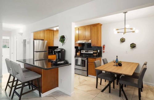 Pacifica Apartment | Charming 2BR Coastal Getaway in Pacifica