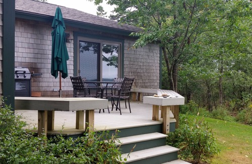 Seawall House | Charming, 2BR Oceanfront cottage with stunning views.