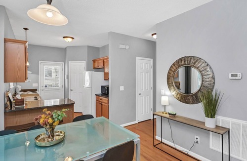 Rosewood House | Charming 3/2 Walking Distance Williams-Brice Close, Campus, Short Drive FT JAX