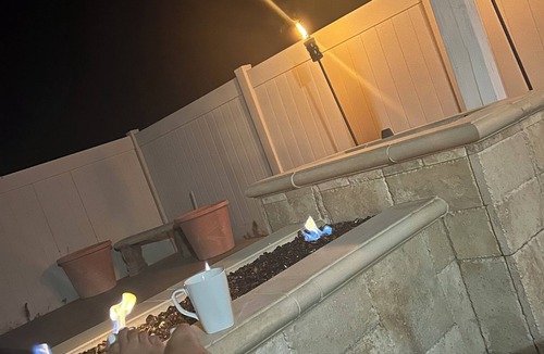 Skyborne House | Charming 3-bedrm house 2 1/2 bath 2 car garage in Desert gated community.