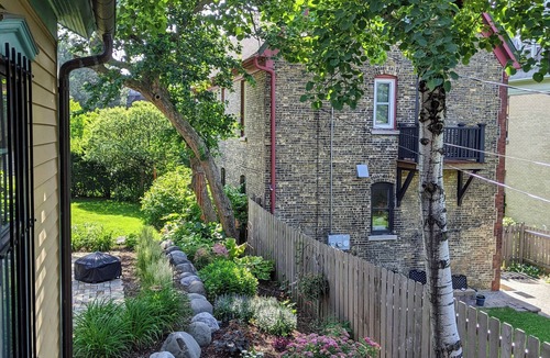 Brewers Hill Cottage | Charming 3-bdrm cottage walking distance to Fiserv, fitness room & WiFi