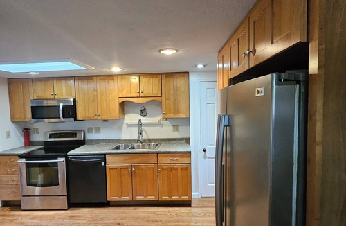 Colerain Township House | Charming 3-bed/2-bath home w parking central to Downtown and Spooky Nook Sports