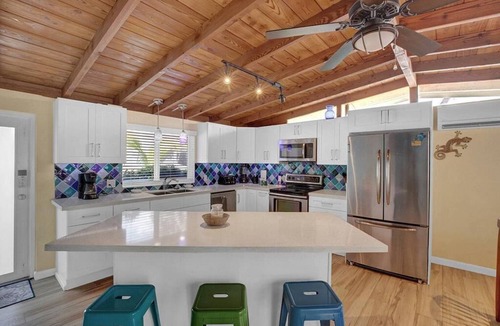 Indian Waterways House | Charming 3-Bed, 2-Bath Canal Home in Tavernier, FL, with Private Pool!