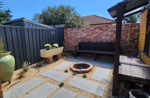Exeter House | Charming! 3 Bed Garden by Beach