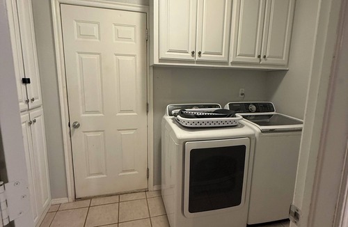 Mustang House | Charming 3-bed house in Mustang. Perfect for families and close to the Airport!