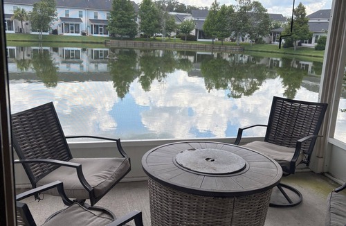 Epworth Acres House | Charming 3-bedroom 2 1/2 bath townhome on beautiful St. Simons Island.