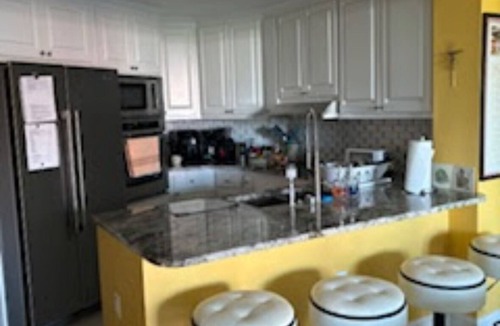 Atlantic Beach Condo | Charming 3-bedroom and 2 full bathrooms condo Private beach access, 2 pools .