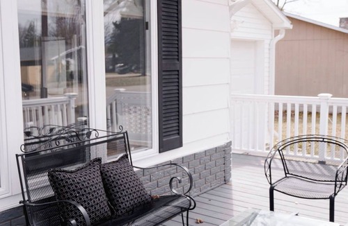 Harbor Springs House | Charming 3-bedroom family friendly house 6 blocks from downtown Harbor Springs!
