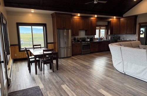 St. Ignatius House | Charming 3-bedroom house in St Ignatius for your getaway with breathtaking views