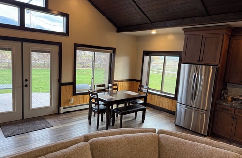 St. Ignatius House | Charming 3-bedroom house in St Ignatius for your getaway with breathtaking views