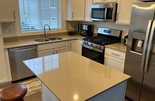 Erda House | Charming 3-bedroom house in marvelous Stansbury Park with AC