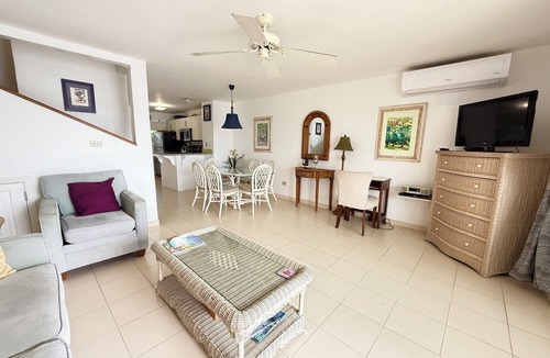 Jolly Harbour House | Charming 3-bedroom villa with WiFi and AC in Jolly Harbour