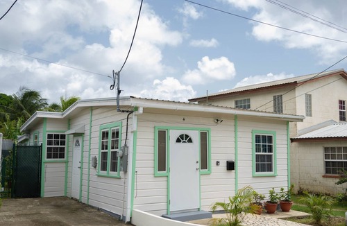 Lower Carlton House | Charming 3-bedroom house with AC and WiFi in lovely Lower Carlton