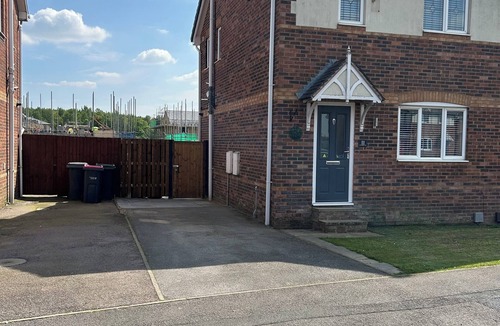 Ridgeway House | Charming 3-bedroom house with WiFi, in lovely Kiveton Park