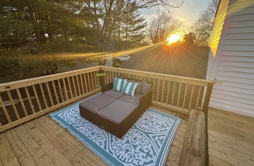 Elizabethtown House | Charming 3-bedroom house with WiFi, AC in enchanting Elizabethtown