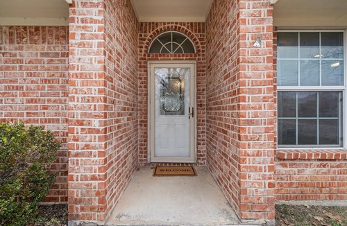Lacy-Lakeview House | Charming 3-bedroom home in Waco!