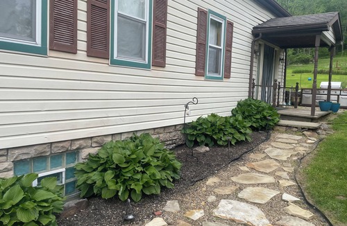 Wildwood House | Charming 3 bedroom 1 bath house located 15 min away from Oakmont Country Club.