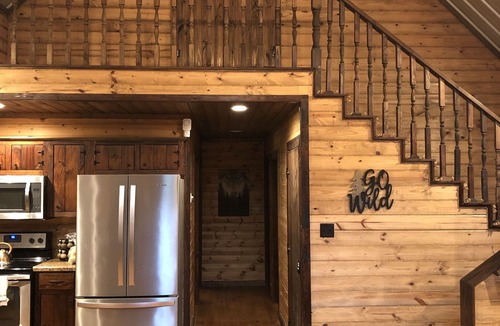 Sardis Cabin | Charming 3 Bedroom 2 Bath Cabin near Sardis Lake