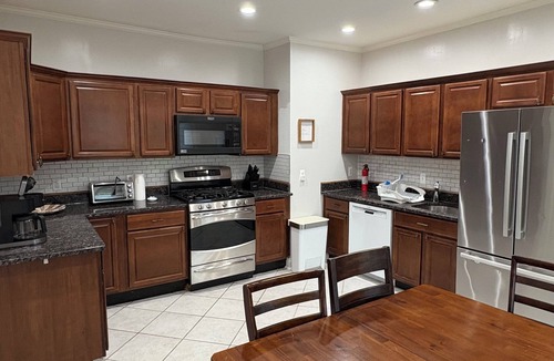 Quantico House | Charming 3-bedroom bungalow in Quantico Town 2 King Beds Game Room Entire Home!