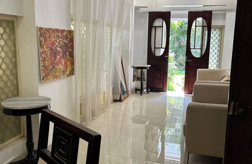 Thousand Lights West House | Charming 3-bedroom bungalow with WiFi and AC in gorgeous Chennai