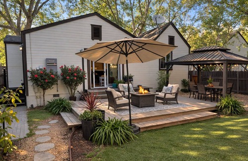 Land Park Cottage | Charming 3-bedroom cottage in lovely Land Park with Backyard