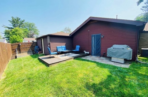 Valparaiso Cottage | Charming 3-bedroom cottage in Valparaiso with WiFi, AC