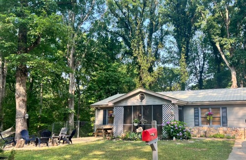Morganton Cottage | Charming 3-bedroom cottage in beautiful Morganton, GA