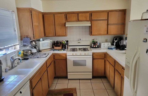 Pasadena House | Charming 3-bedroom Condo w/ Patio - Cal Tech Area