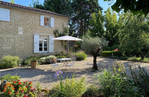 Saint-Brice Cottage | Charming 3-bedroom cottage with a large garden and pool in the Entre-deux-Mers.