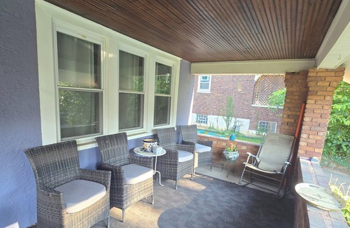 St. Bernard House | Charming 3-bedroom house in enchanting Cincinnati with AC Heat washer and dryer