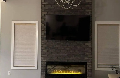 Saskatoon House | Charming 3-bedroom house with WiFi and AC in enjoyable Saskatoon