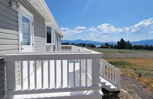 Chiloquin House | Charming 3-bedroom house in peaceful Chiloquin with fitness equipment