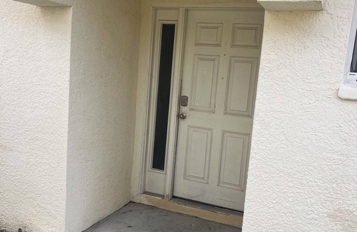 Riverview House | Charming 3-bedroom house with AC in Tampa/Riverview/fenced back yard