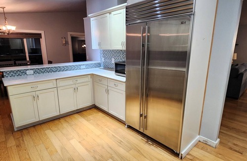 Freeland House | Charming 3-bedroom house overlooking Holmes Harbor w/WiFi and gas fireplace
