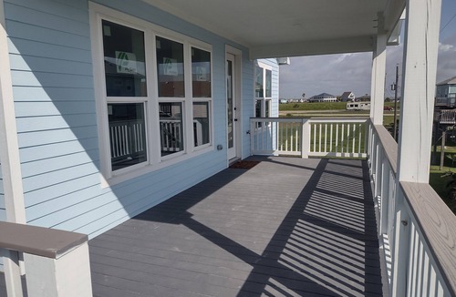 San Luis House | Charming 3-bedroom house in delightful Treasure Island with WiFi, AC
