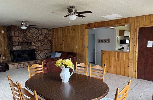 Gardiner House | Charming 3-bedroom house with WiFi, AC in awesome Gardiner near Yellowstone.
