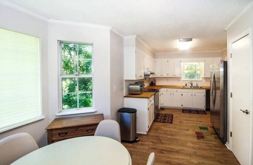 Martinez House | Charming 3-bedroom house ready for the Masters