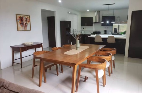 Parrita House | Charming 3-bedroom house with AC, WiFi in serene Parrita