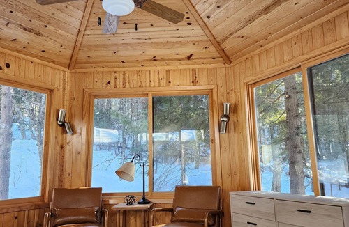 Bigfork House | Charming 3-bedroom house with WiFi, A/C on Big Turtle Lake.